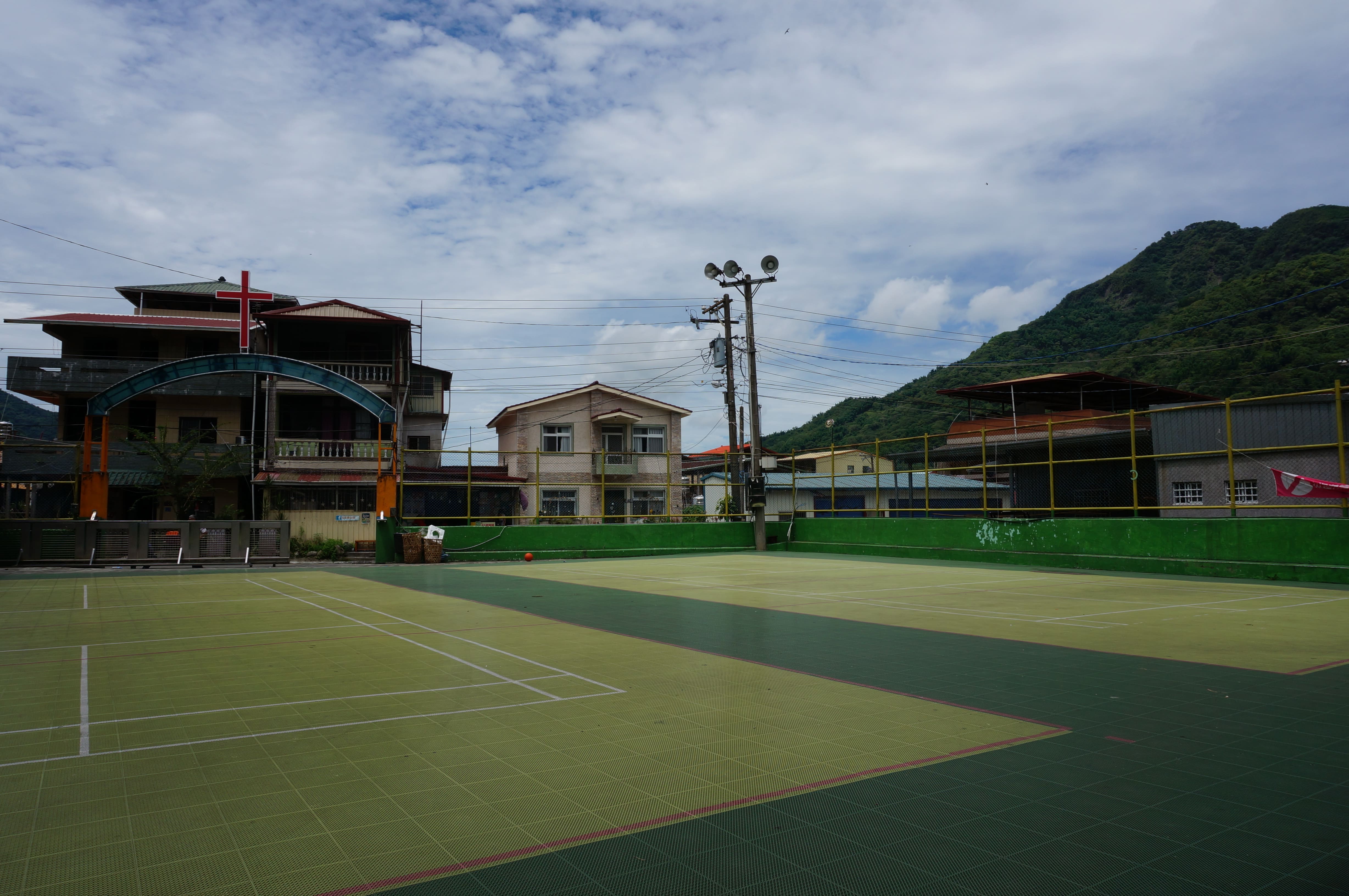 那瑪夏大光教會球場